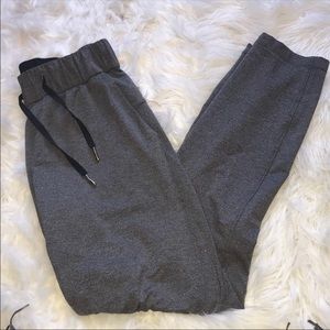 Lulu Lemon Joggers - Gray size 2